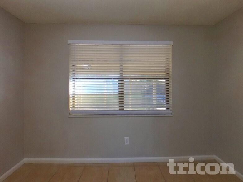 Building Photo - 2209 Constitution Dr