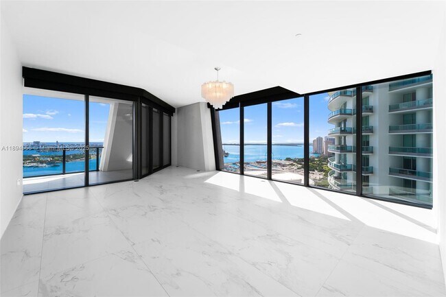 Building Photo - 1000 Biscayne Blvd