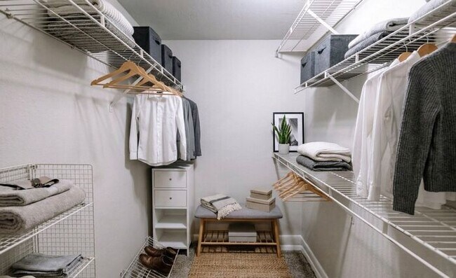 Building Photo - Luxurious 1-Bedroom Apartment in Atlanta’s Upper Westside | In-Home Washer & Dryer
