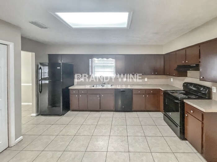 Building Photo - 1213 Sizemore Ct