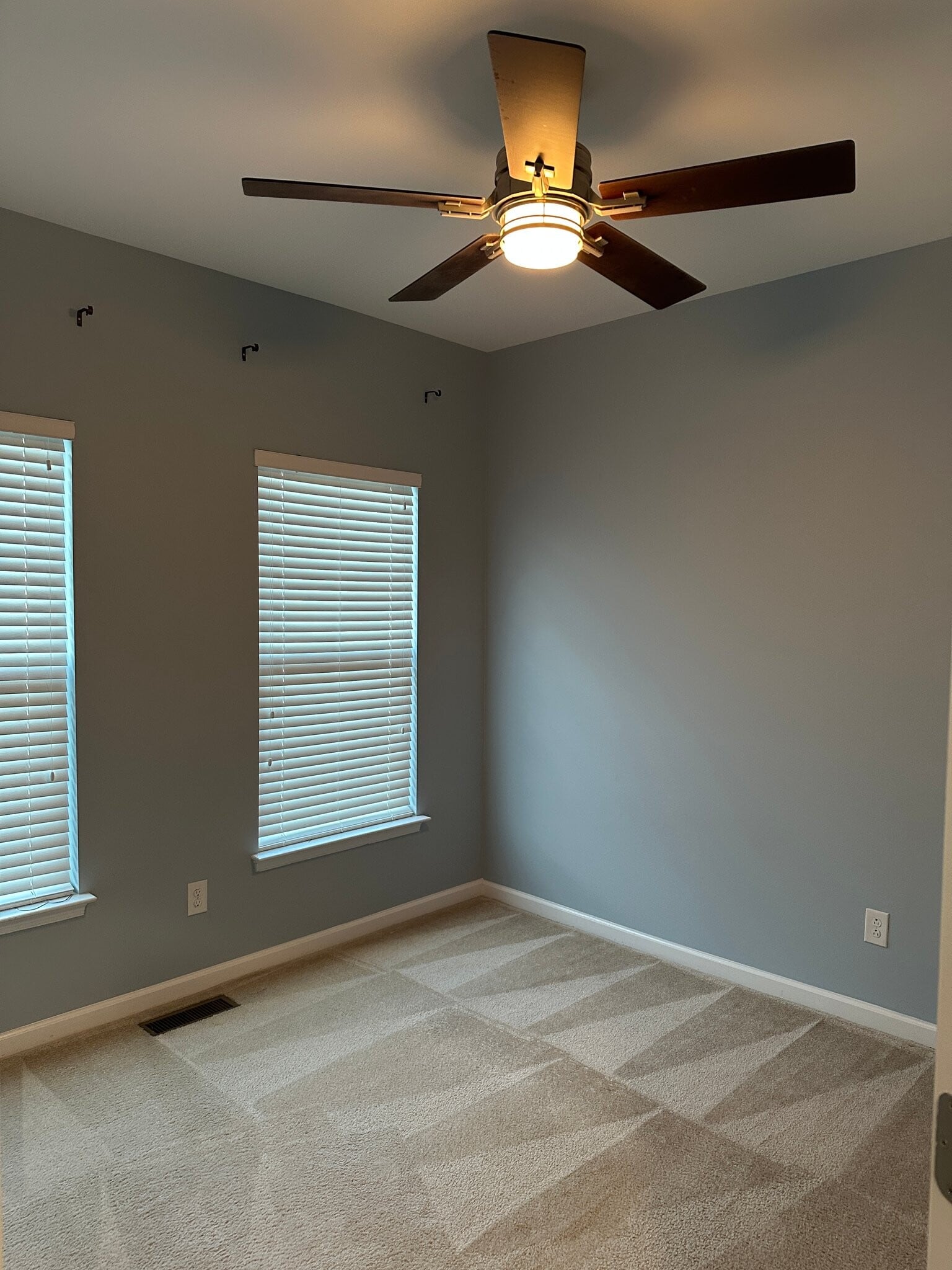 Building Photo - 9075 Alexander Way