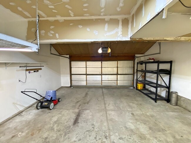 Building Photo - 4956 S Dillon St