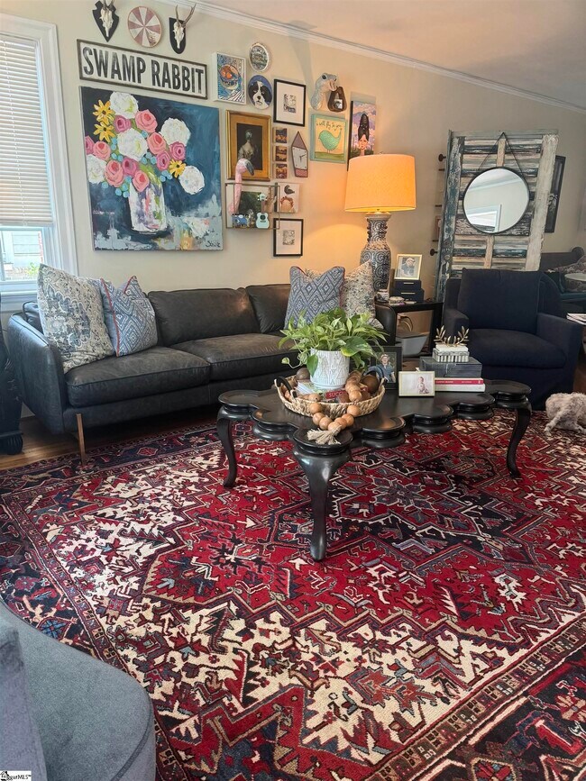 Building Photo - 10 Buist Ave