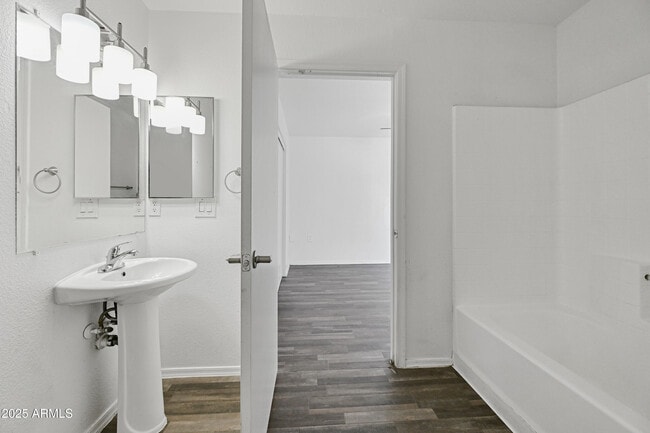 Building Photo - 3065 N 67th Ave