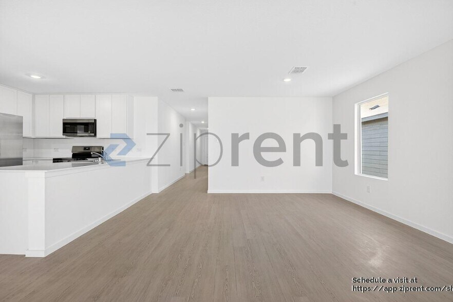 Building Photo - 528 Waymaker Wy