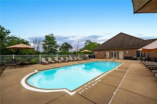Building Photo - 1505 Staunton Dr
