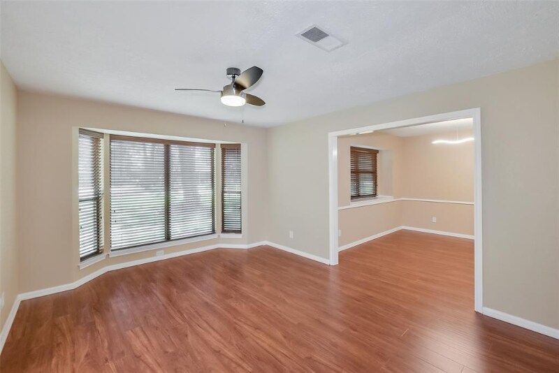 Building Photo - 6602 Point Clear Dr