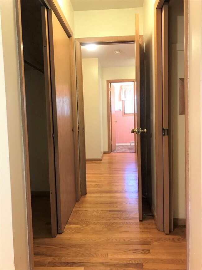 Building Photo - 5806 Tolman Terrace