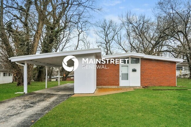 Building Photo - 3 Bedroom Pet-Friendly Home in St. Louis, ...