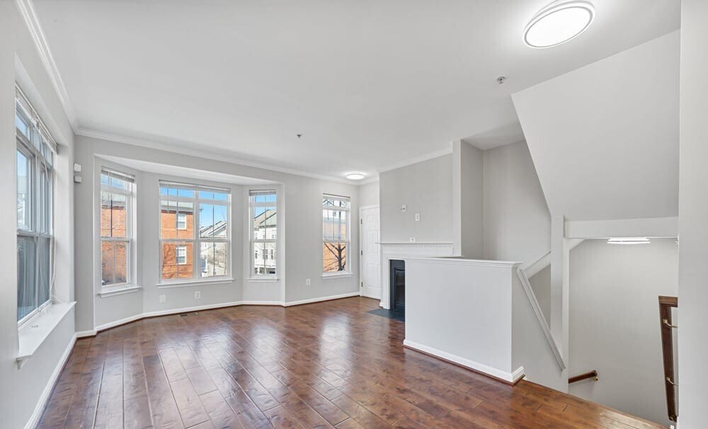 Building Photo - 5529 Lanier Ave