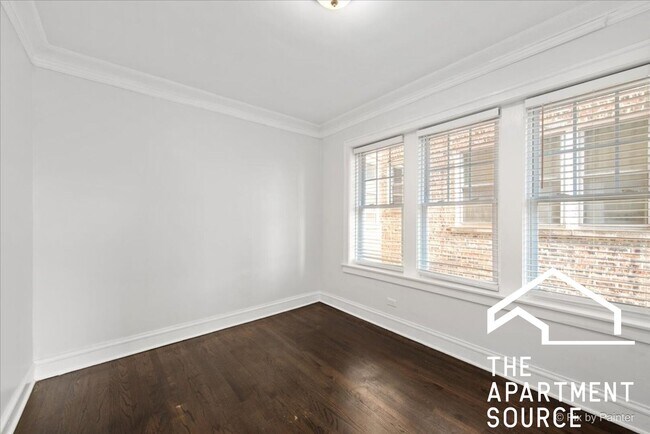 Building Photo - 5428 N Campbell Ave