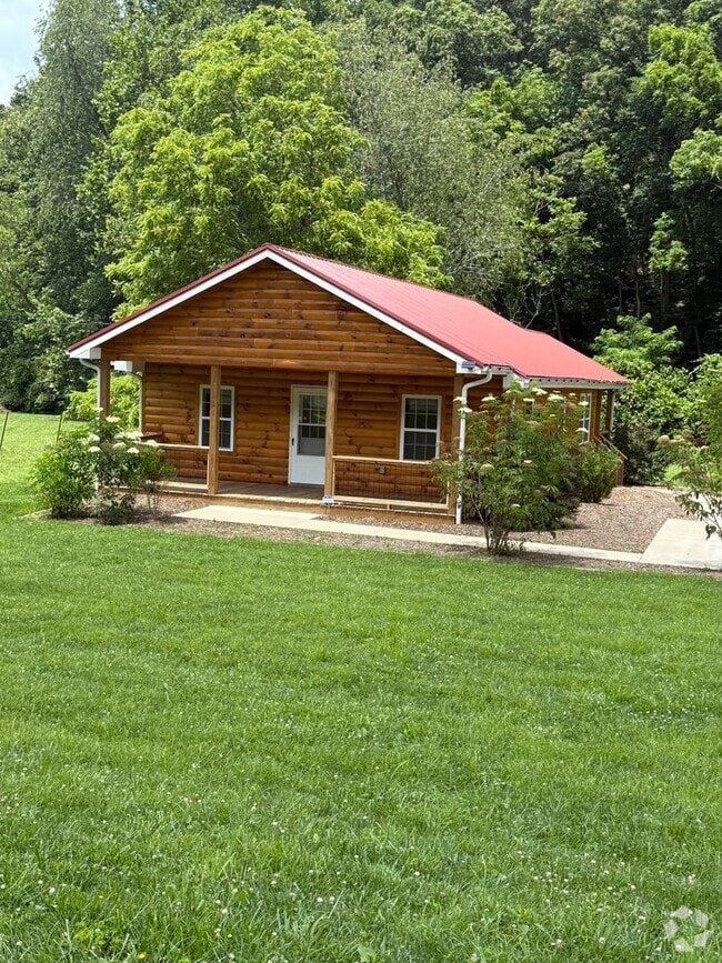Building Photo - Updated 2 Bed 1 Bath Home in Mars Hill, NC!!