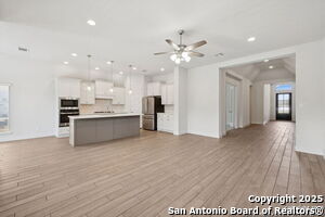 Building Photo - 1018 Quemada Rnch