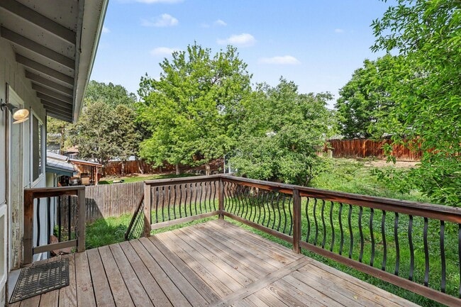 Building Photo - Spacious 4-Bedroom Home Near North Table Mountain