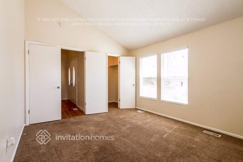 Building Photo - 455 Hickory Pl