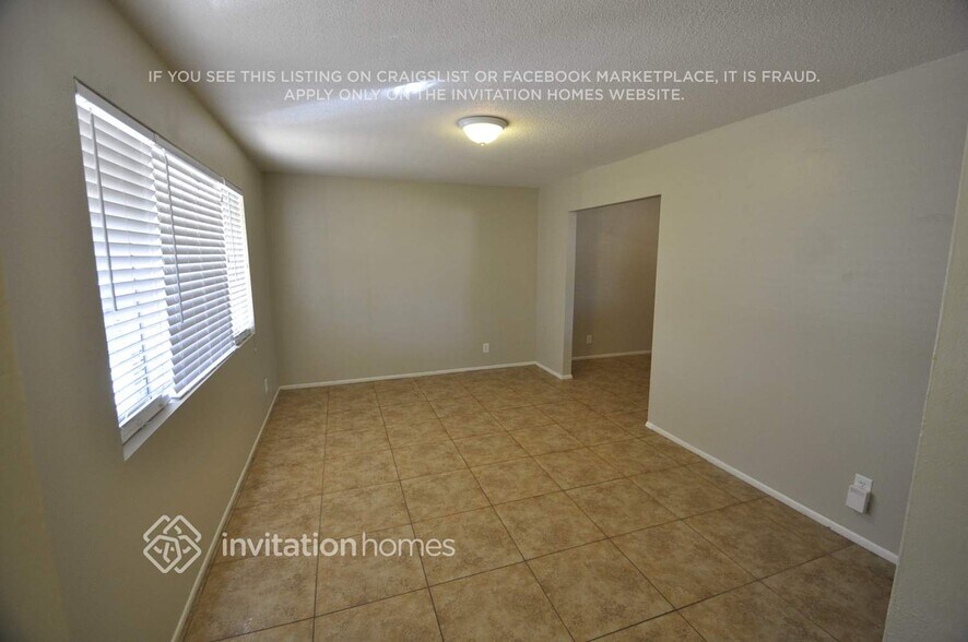 Building Photo - 3316 W Orchid Ln