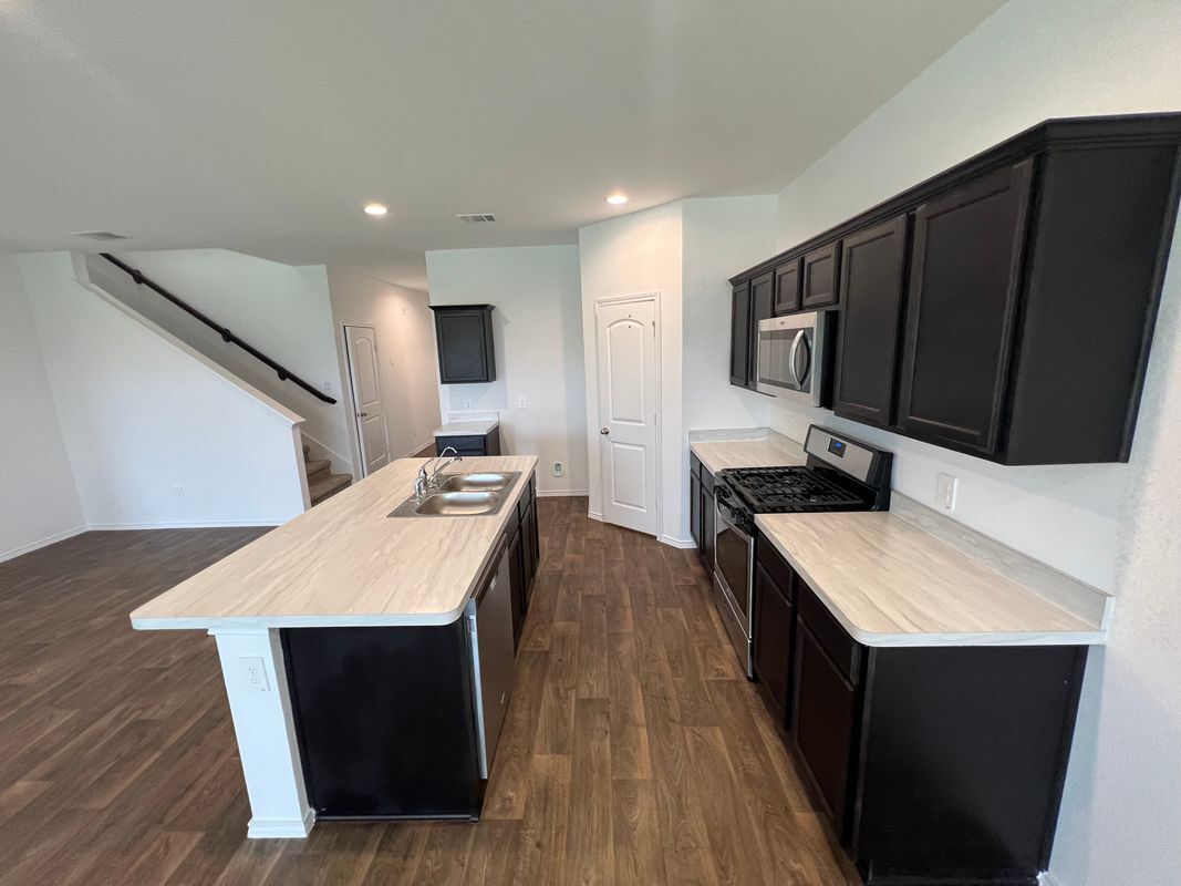 Building Photo - 12418 Pelican Bay Dr