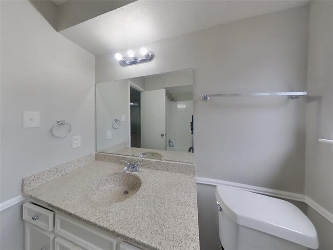 Building Photo - 6906 Falling Waters Dr