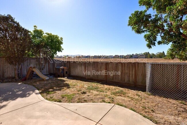 Building Photo - 2348 Tedeschi Dr