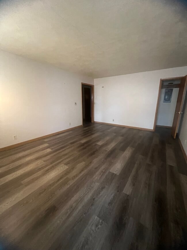 Building Photo - 238 N 1st St