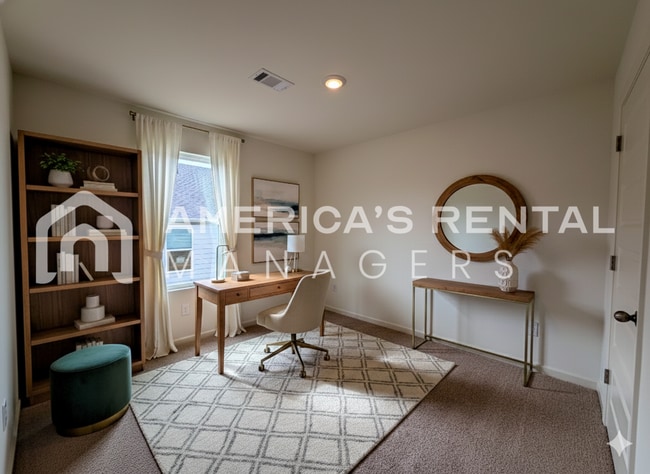 Building Photo - Available NOW! Spacious 5-Bedroom Single Level Home!