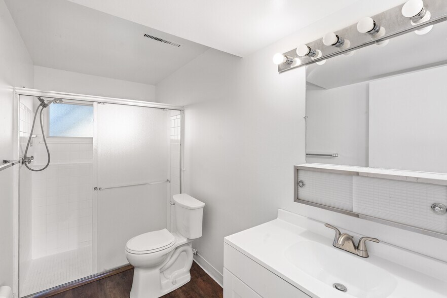 Building Photo - 4612 S Carefree Cir