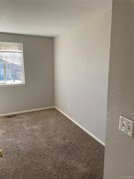 Building Photo - 22797 E Prentice Ave