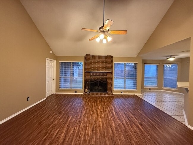 Building Photo - 7012 Bernadine St