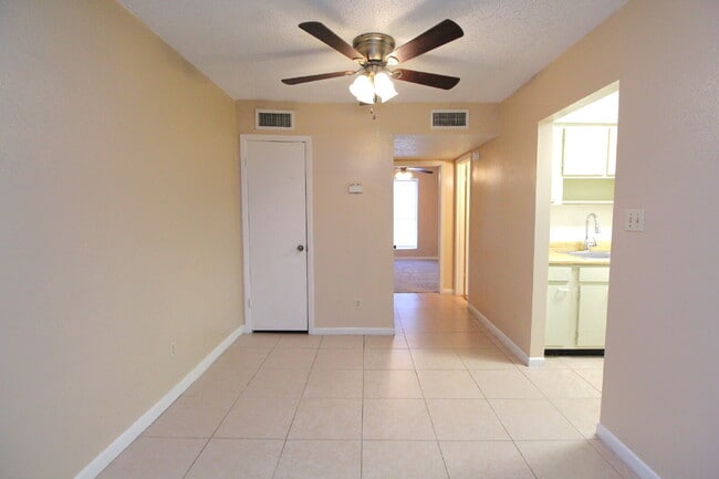 Building Photo - Waterfront Condo with Pensacola Bay Views – Updated 1BR in Quiet Southeast Community | Minutes to...