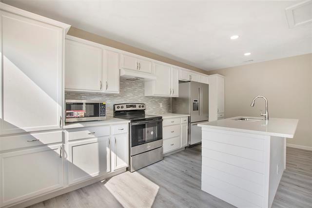 Building Photo - 2709 Kilburn Ave