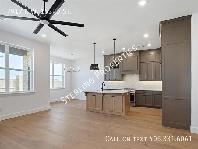 Building Photo - 7917 NW 163rd St