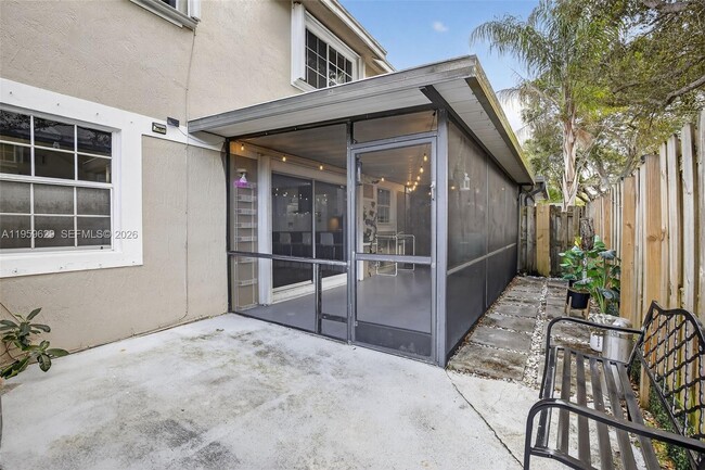 Building Photo - 4981 SW 122nd Terrace