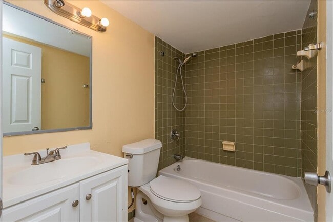 Building Photo - 5896 Peregrine Ave