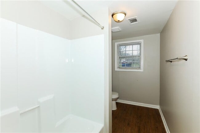 Building Photo - 335 Mount Zion Rd