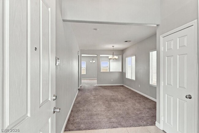 Building Photo - 5555 W Sun Temple Ave