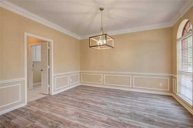 Building Photo - 4006 Forest Birch Ct