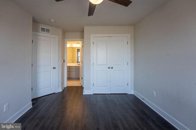 Building Photo - 1622 Sandpiper Bay Lp