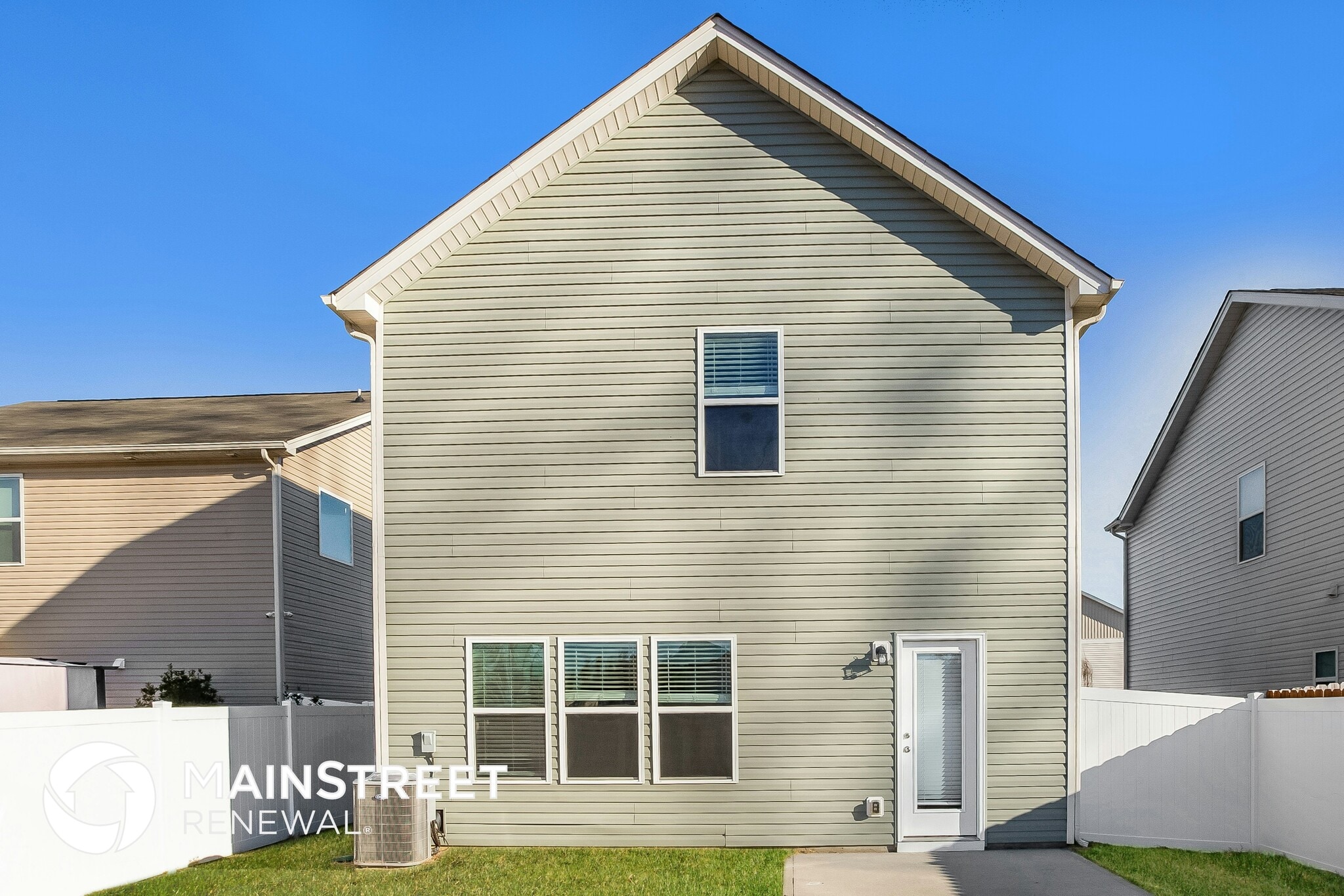 Building Photo - 13026 Hill Pine Rd