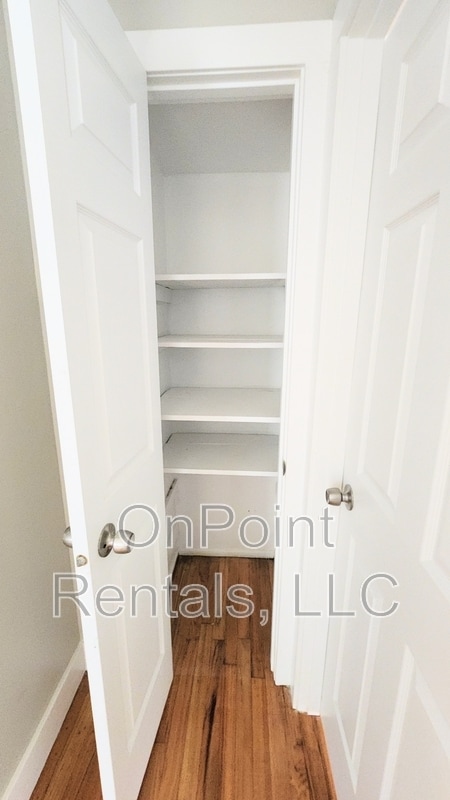 Building Photo - 7873 Syracuse St