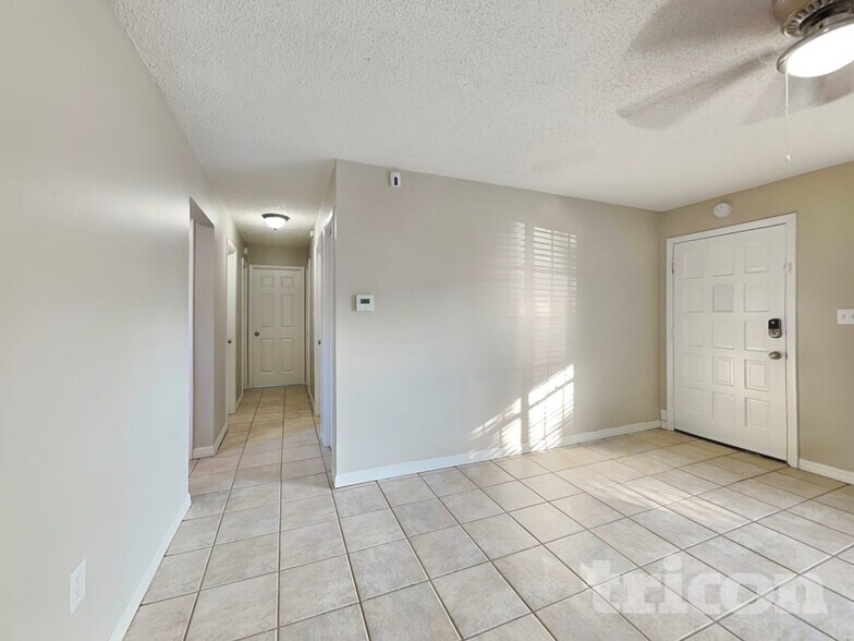 Building Photo - 11116 Stafford Ln