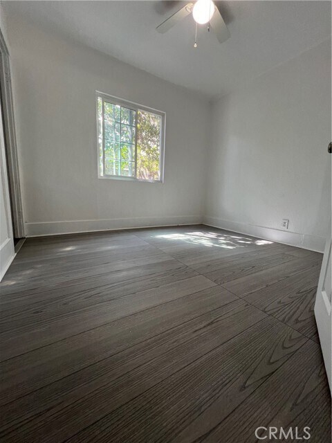 Building Photo - 6105 Woodlawn Ave