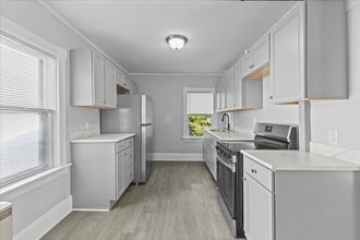 Building Photo - 410 St Paul St