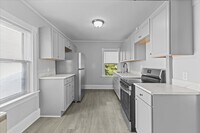 Building Photo - 410 St Paul St