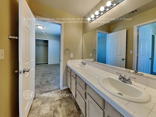 Building Photo - 2329 Reddon Cir