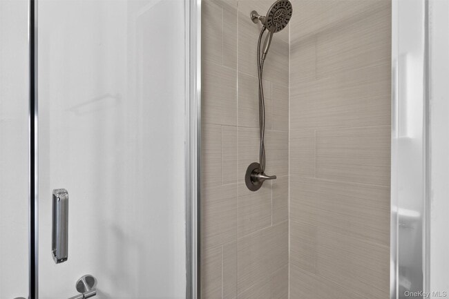 Building Photo - 276 Temple Hill Rd