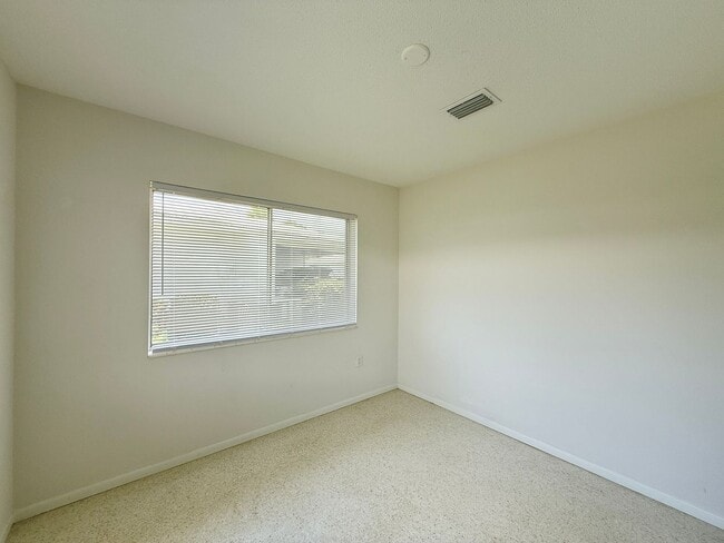 Building Photo - Water & Cable Included • 55+ Community - C...