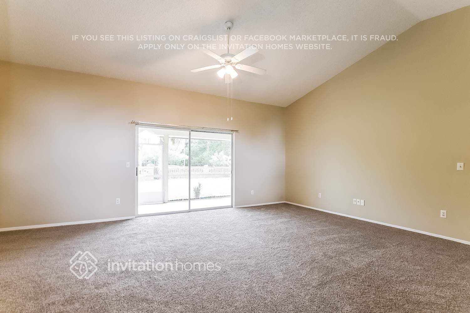 Building Photo - 435 Country Wood Cir
