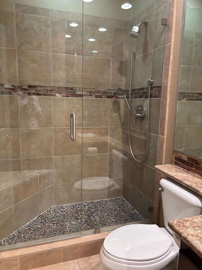 Building Photo - 45218 Coeur Dalene Dr