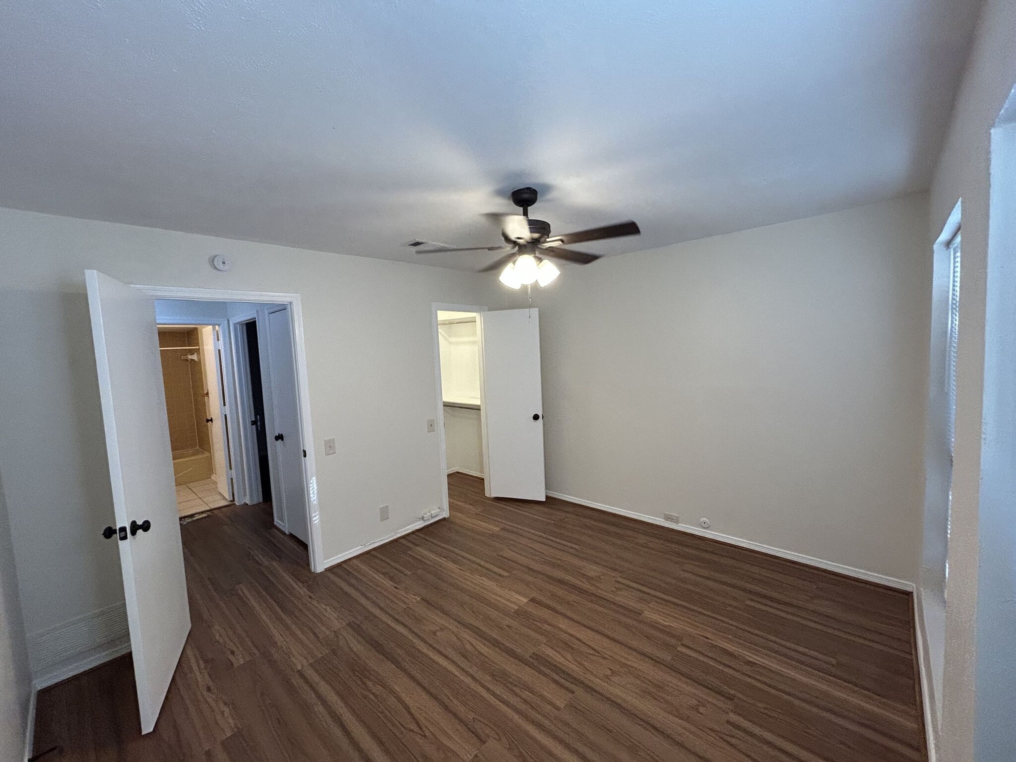 Building Photo - 16412 Lauder Ln