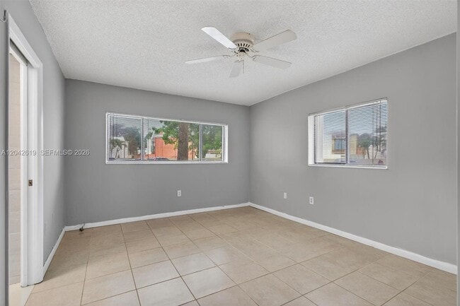 Building Photo - 8065 SW 107th Ave